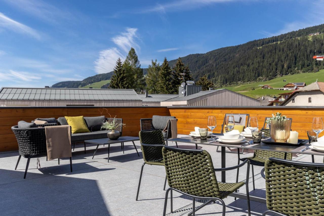 Bellavista Apartment Toblach Buitenkant foto