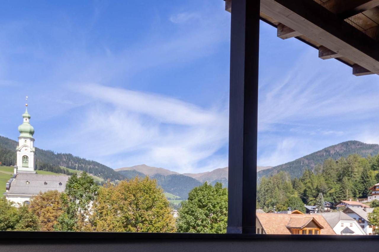 Bellavista Apartment Toblach Buitenkant foto